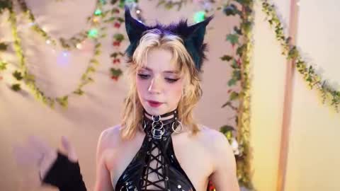 Snapshot of shiny_jail chatting on October 16, 2025, 2:12 am JennyMira THANK YOU FOR 77 777 online show from October 16, 2025, 2:12 am