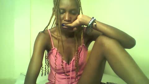 Snapshot of shipeta2 chatting on April 21, 2026, 3:02 am detiefmagdalina2026 online show from April 21, 2026, 3:02 am