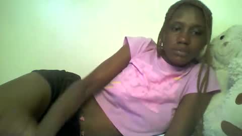 Snapshot of shipeta2 chatting on April 23, 2026, 12:29 pm detiefmagdalina2026 online show from April 23, 2026, 12:29 pm