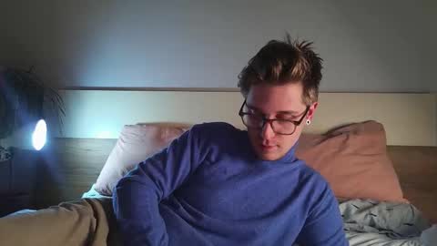 Snapshot of shirizo chatting on January 14, 2026, 8:14 pm Matthew online show from January 14, 2026, 8:14 pm