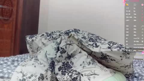 Snapshot of shirleyboulet chatting on January 8, 2026, 7:16 pm Luna online show from January 8, 2026, 7:16 pm