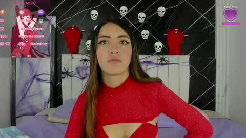 shirleyhott online show from October 25, 2025, 2:13 pm