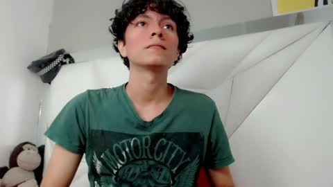 SHIRO online show from April 9, 2026, 1:27 pm