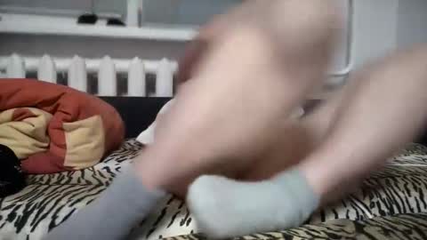 shizukuhunter online show from November 11, 2025, 9:15 pm