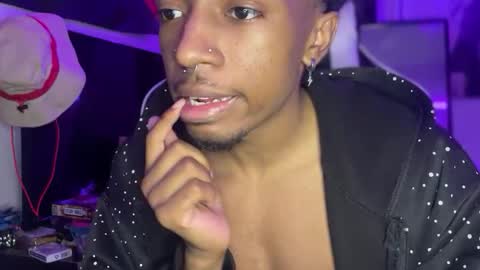 Snapshot of shoddybig chatting on January 9, 2026, 9:45 am shoddybig online show from January 9, 2026, 9:45 am