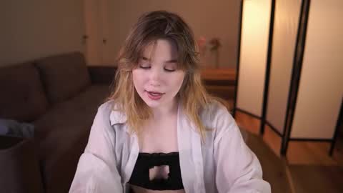 Agatha online show from December 21, 2025, 1:18 pm