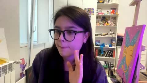 Marie online show from May 11, 2026, 12:22 pm