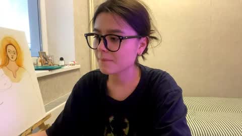 Marie online show from May 24, 2026, 2:22 pm
