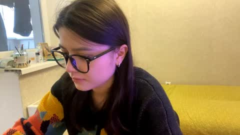Marie online show from May 31, 2026, 12:12 pm