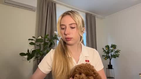 Ketrin online show from March 31, 2026, 11:54 am