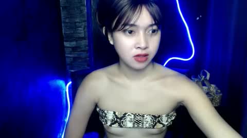 Snapshot of shopa_xiana chatting on October 5, 2025, 11:35 pm shopa_xiana online show from October 5, 2025, 11:35 pm