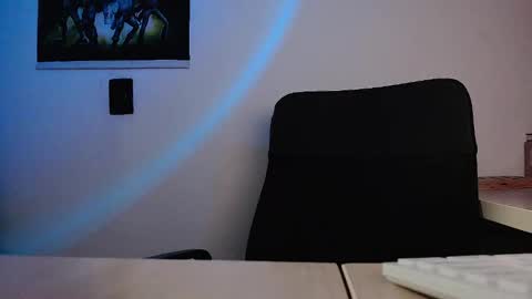 Shopie Hank  online show from February 2, 2025, 2:48 am