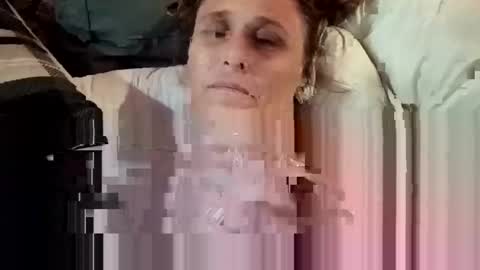 Snapshot of shortcayke chatting on November 9, 2025, 11:36 pm shortcayke online show from November 9, 2025, 11:36 pm