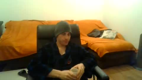 showherenow online show from February 17, 2026, 6:32 am