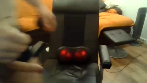 showherenow online show from March 16, 2026, 8:07 am