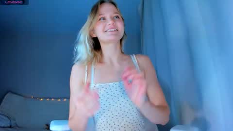 jennywoody online show from October 23, 2025, 4:39 pm