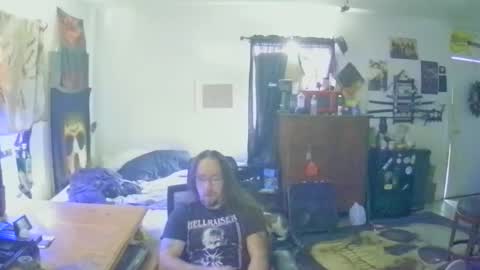 Snapshot of shredmancer chatting on November 9, 2025, 3:54 pm shredmancer online show from November 9, 2025, 3:54 pm