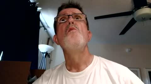 Snapshot of shrewtamer chatting on June 26, 2026, 12:48 am shrewtamer online show from June 26, 2026, 12:48 am