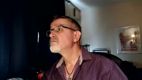 Snapshot of shrewtamer chatting on July 11, 2026, 1:08 am shrewtamer online show from July 11, 2026, 1:08 am