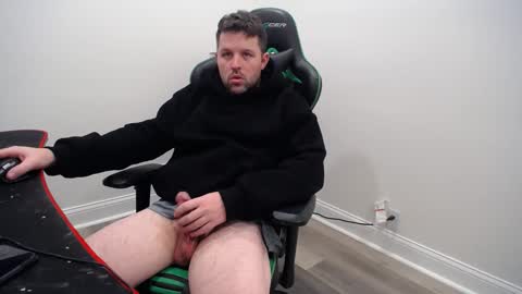 Snapshot of shroomhead5 chatting on January 25, 2025, 1:10 am shroom online show from January 25, 2025, 1:10 am