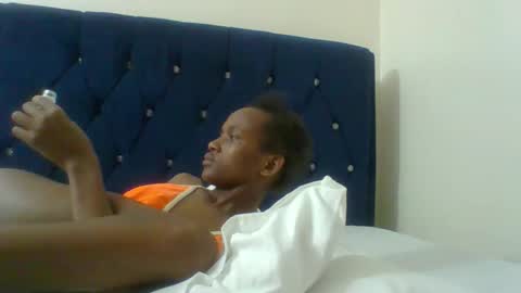 Snapshot of shugar7260 chatting on September 14, 2025, 2:00 am shugar7260 online show from September 14, 2025, 2:00 am