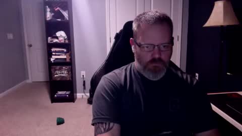 Snapshot of shughes740 chatting on March 4, 2026, 11:55 pm shughes740 online show from March 4, 2026, 11:55 pm