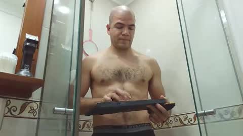 Snapshot of shule71 chatting on January 10, 2026, 12:07 pm shule71 online show from January 10, 2026, 12:07 pm