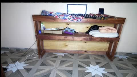 shunet online show from April 8, 2026, 4:51 pm