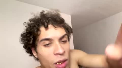 Snapshot of shurthingxx chatting on January 25, 2025, 9:47 am shurthingxx online show from January 25, 2025, 9:47 am