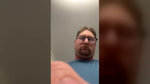 shweatyballs28 online show from March 31, 2026, 1:29 am