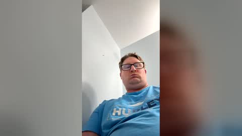 shweatyballs28 online show from May 16, 2026, 7:38 am