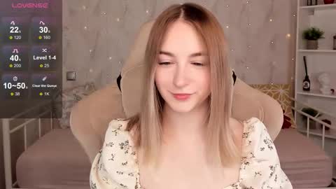 Snapshot of shy__polly chatting on February 3, 2026, 12:20 am Polly online show from February 3, 2026, 12:20 am