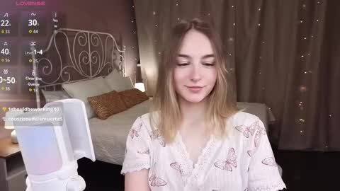 Snapshot of shy__polly chatting on February 6, 2026, 12:15 am Polly online show from February 6, 2026, 12:15 am