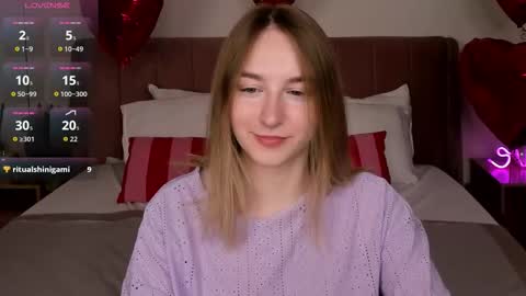 Snapshot of shy__polly chatting on February 21, 2026, 12:11 am Polly online show from February 21, 2026, 12:11 am