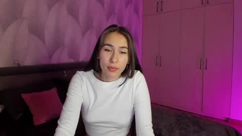 Snapshot of shy_bambiii chatting on March 9, 2025, 11:56 pm Mika online show from March 9, 2025, 11:56 pm