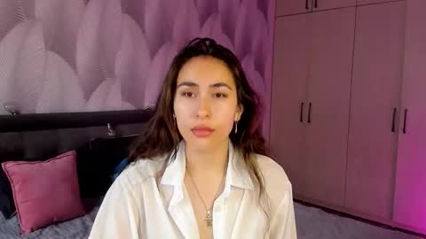 Snapshot of shy_bambiii chatting on October 2, 2025, 2:29 am Mika online show from October 2, 2025, 2:29 am