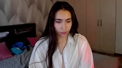 Mika online show from November 10, 2025, 2:54 am