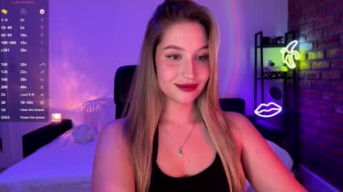 Snapshot of shy_bee chatting on October 29, 2025, 1:30 am Alice online show from October 29, 2025, 1:30 am