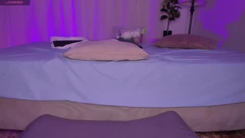 Snapshot of shy_booty18 chatting on March 1, 2025, 12:01 pm Katya online show from March 1, 2025, 12:01 pm