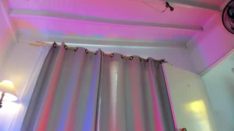 Snapshot of shy_booty18 chatting on October 20, 2025, 9:48 pm Katya online show from October 20, 2025, 9:48 pm