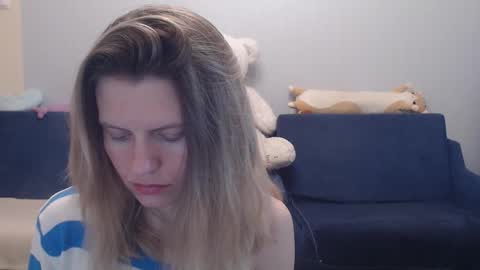 Snapshot of shy_moony chatting on February 28, 2026, 5:25 pm just Alex online show from February 28, 2026, 5:25 pm