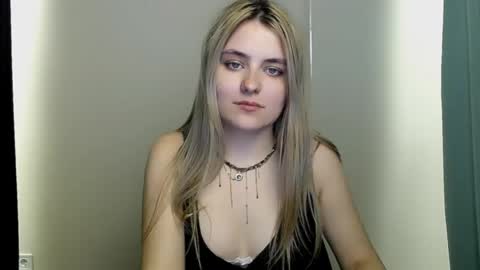 Snapshot of shy_sabrina_ chatting on April 16, 2026, 5:36 pm shy_sabrina_ online show from April 16, 2026, 5:36 pm