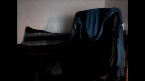 Snapshot of shyboyhugecum2020 chatting on January 3, 2025, 4:33 am shyboyhugecum2020 online show from January 3, 2025, 4:33 am