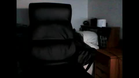 Snapshot of shyboyhugecum2020 chatting on February 26, 2025, 4:36 am shyboyhugecum2020 online show from February 26, 2025, 4:36 am