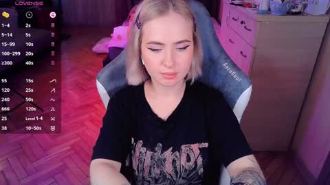 Effie online show from January 10, 2025, 12:47 pm