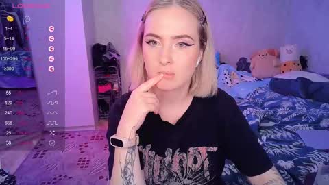 Effie online show from February 9, 2025, 10:54 pm