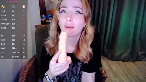 Snapshot of shyfoxxxy chatting on January 18, 2026, 8:29 am Effie online show from January 18, 2026, 8:29 am