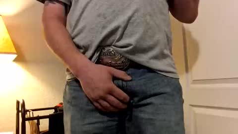 Snapshot of shyguycurious5 chatting on January 13, 2026, 2:44 pm shyguycurious5 online show from January 13, 2026, 2:44 pm