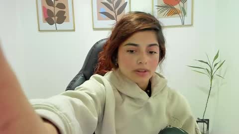 Snapshot of shylittlebunny chatting on February 13, 2025, 7:52 pm shylittlebunny online show from February 13, 2025, 7:52 pm
