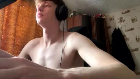 Tom and Betty online show from December 15, 2025, 7:34 am